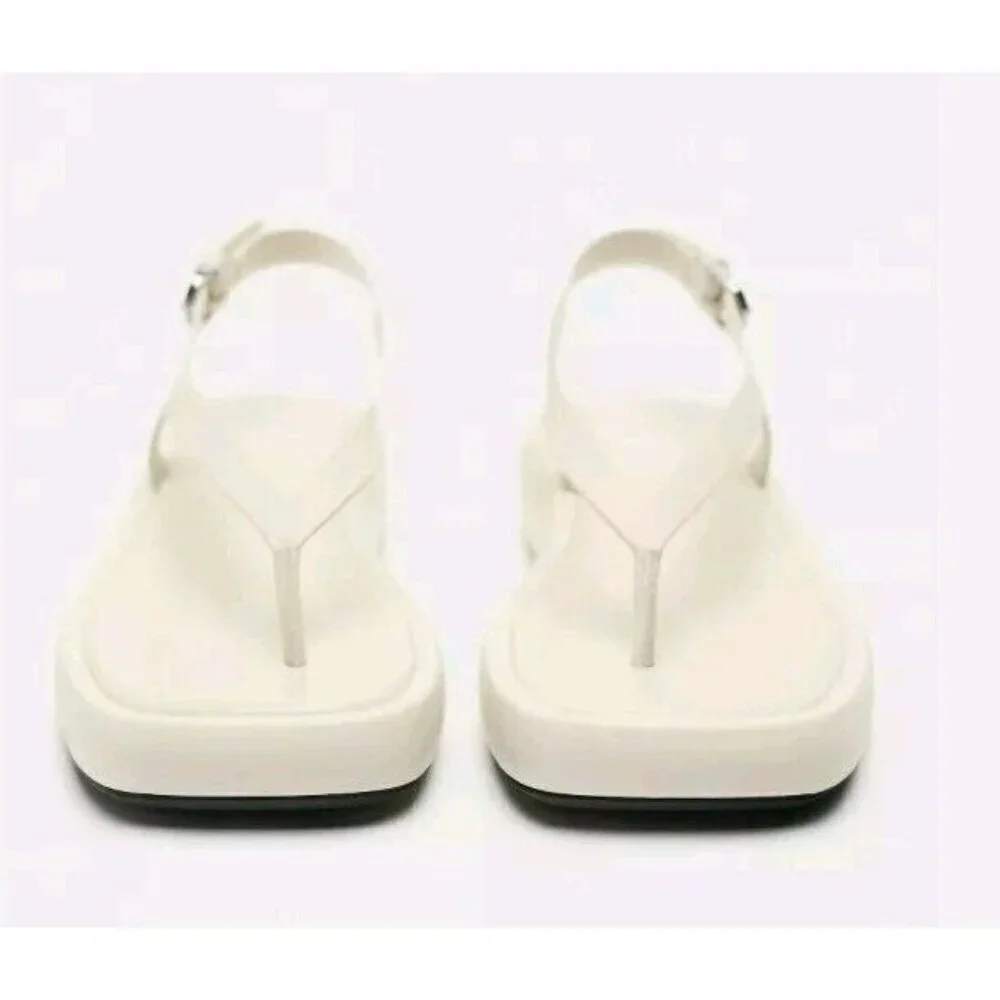 ZARA Leather Sandals 1644/210/002 size 9 Flats White Ivory